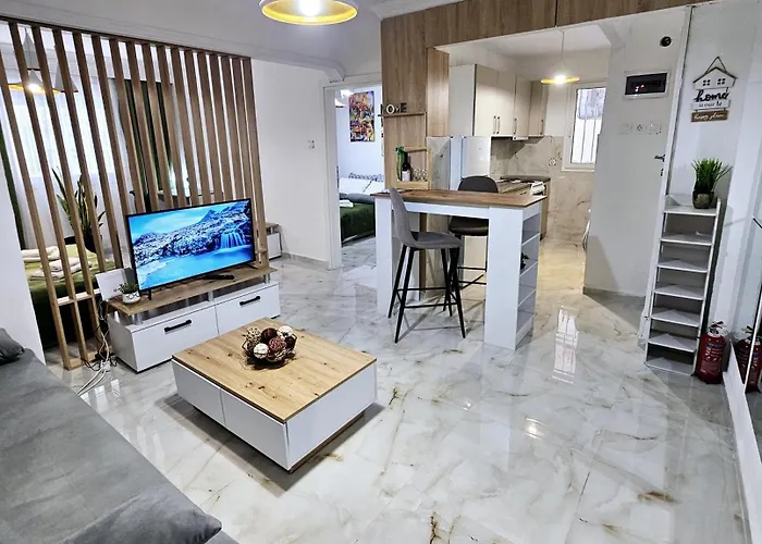 Acvi Lux - City Center By Seafront