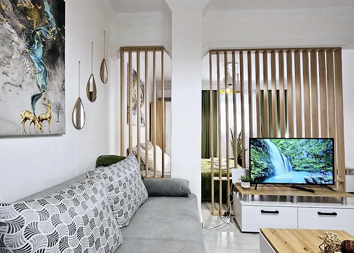 Acvi Lux - City Center By Seafront