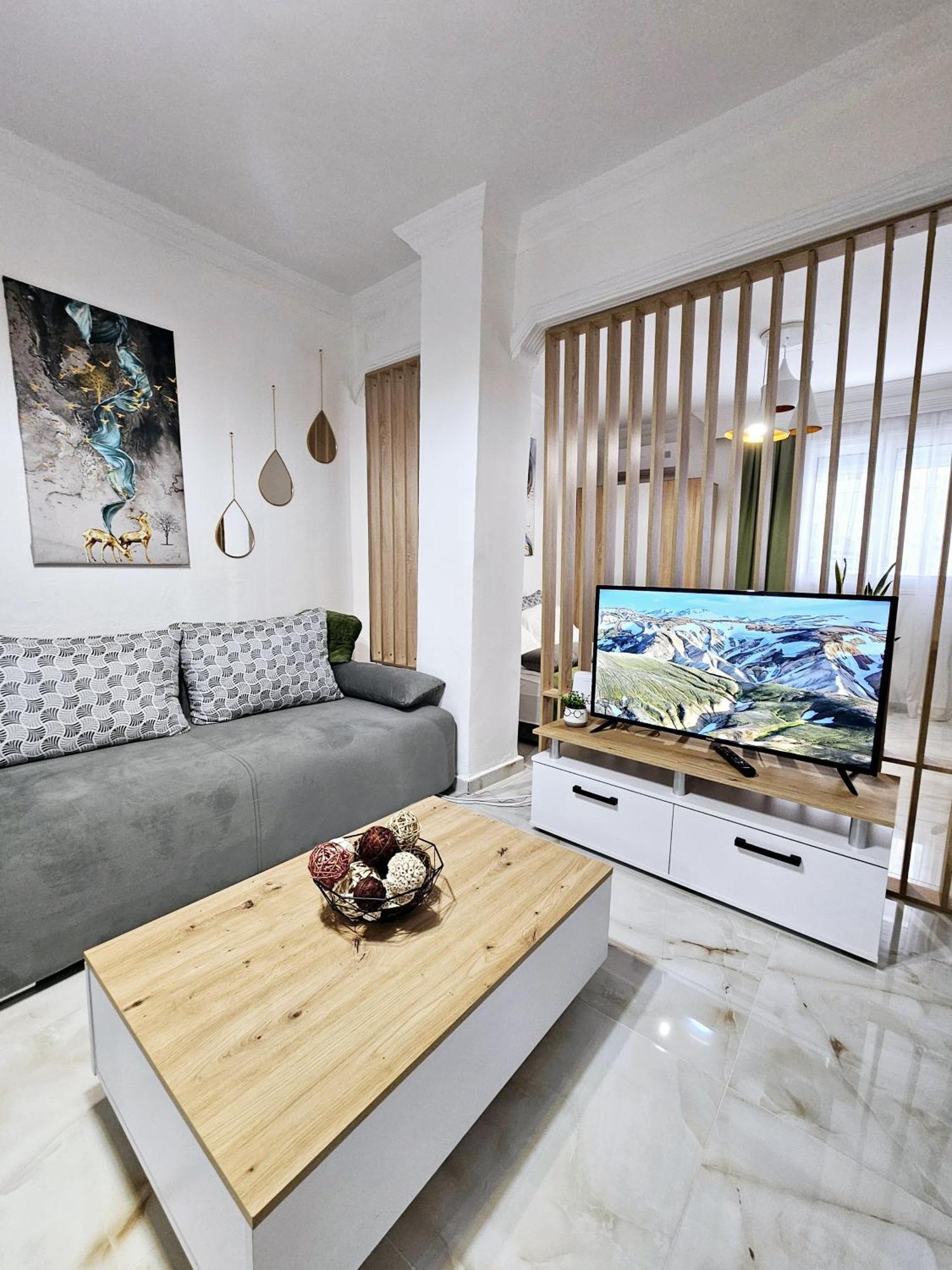 Apartment Acvi Lux - Center By Seafront *