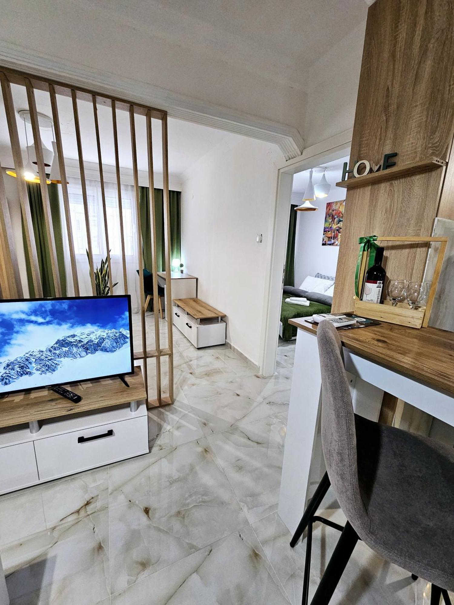 Acvi Lux - Center By Seafront *